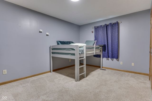7401 Bunker Hill Crest, Indianapolis, IN 46259