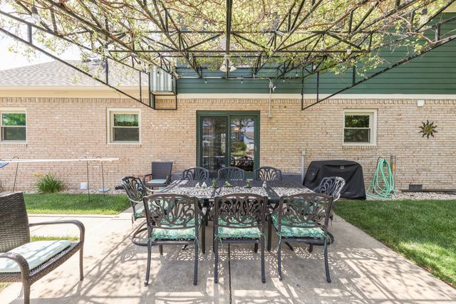 7401 Bunker Hill Crest, Indianapolis, IN 46259