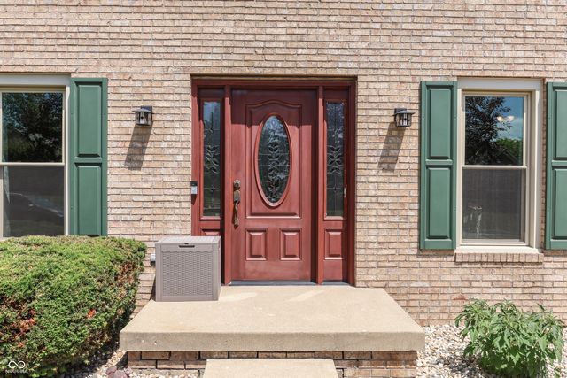 7401 Bunker Hill Crest, Indianapolis, IN 46259