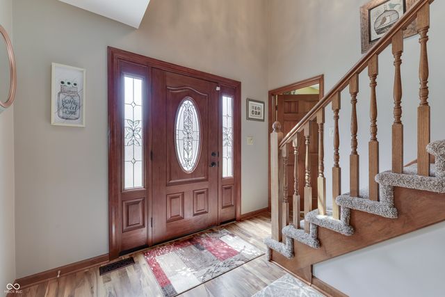 7401 Bunker Hill Crest, Indianapolis, IN 46259