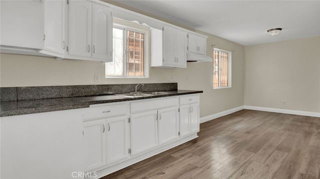 9650 S Western, Los Angeles, CA 90047