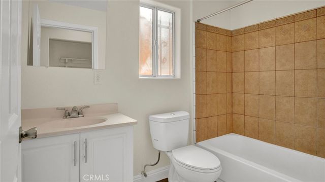 9650 S Western, Los Angeles, CA 90047