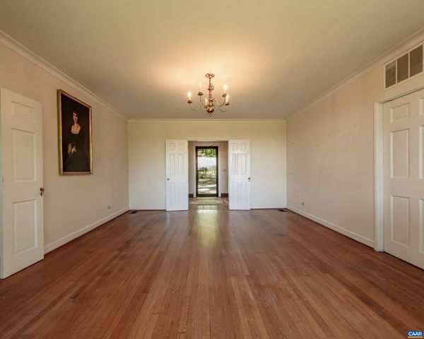 10070 BARNETTS FORD RD, Orange, VA 22960