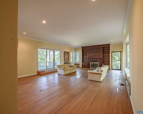 10070 BARNETTS FORD RD, Orange, VA 22960