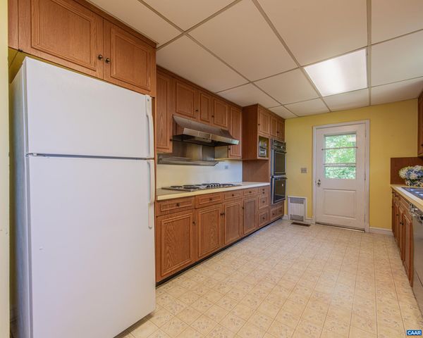 10070 BARNETTS FORD RD, Orange, VA 22960
