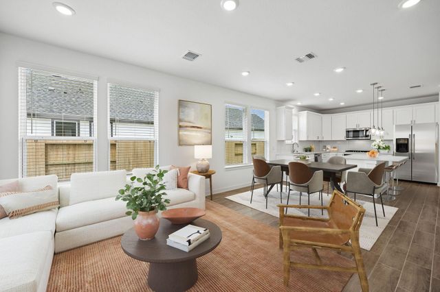 318 Ruby Ford Drive, Cove, TX 77523