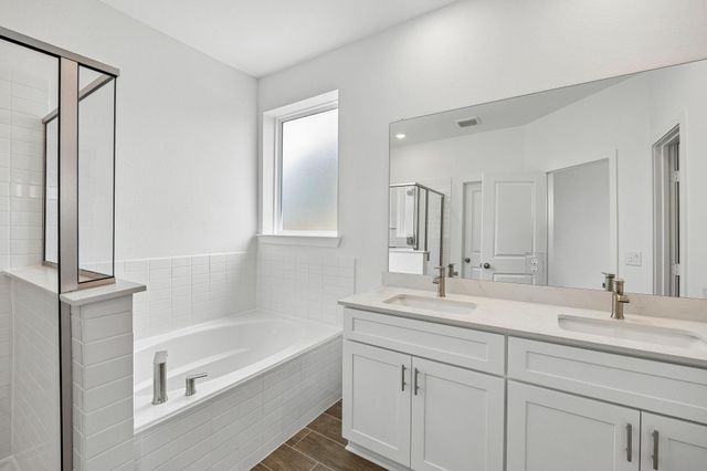 318 Ruby Ford Drive, Cove, TX 77523