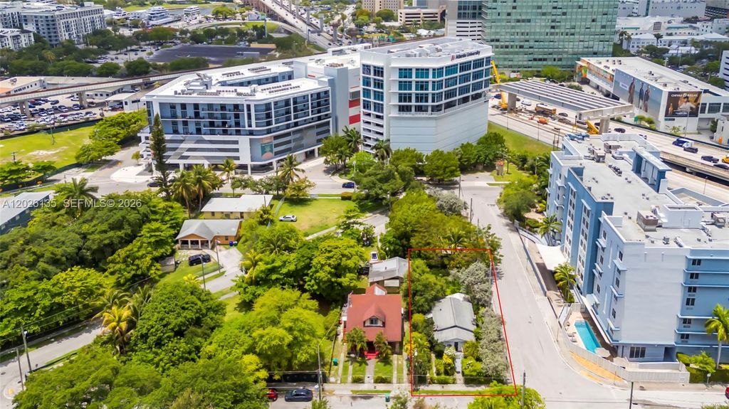 1246 NW 9th Avenue, Miami, FL 33136