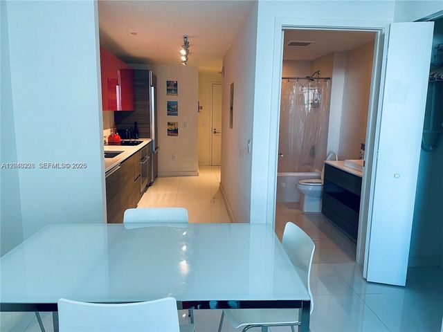 1100 S Miami Ave 1506, Miami, FL 33130