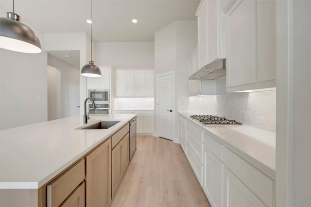 11708 Wildwood Street, Justin, TX 76247