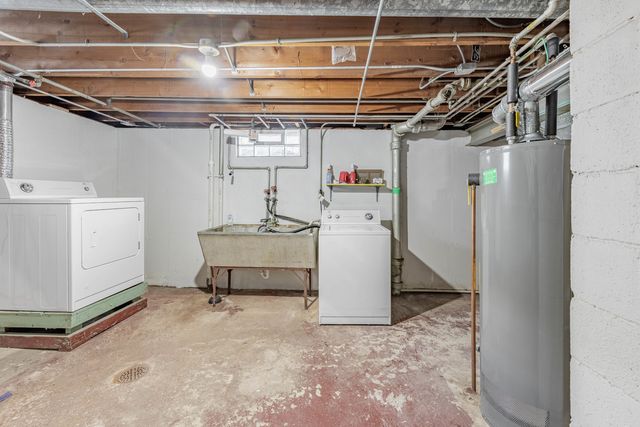 1208 WAVERLY Place, Joliet, IL 60435