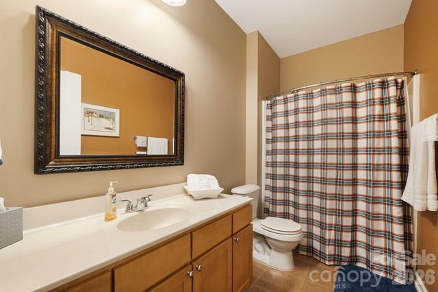 111 Appeldoorn Circle, Asheville, NC 28803