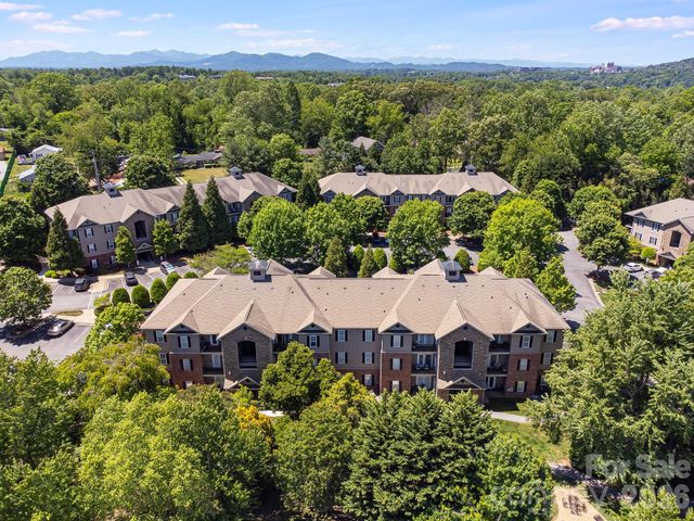 111 Appeldoorn Circle, Asheville, NC 28803