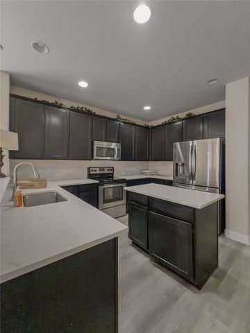 4537 Red Robin Court, Fort Worth, TX 76244