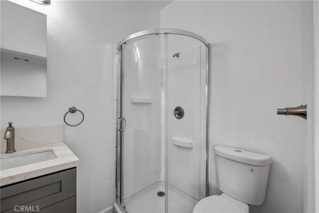 696 E 9th C, Upland, CA 91786