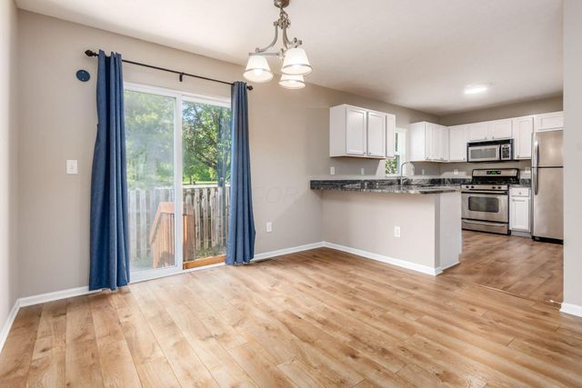 1129 Green Knoll Drive, Westerville, OH 43081
