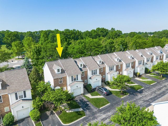 1129 Green Knoll Drive, Westerville, OH 43081