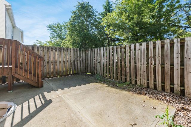 1129 Green Knoll Drive, Westerville, OH 43081