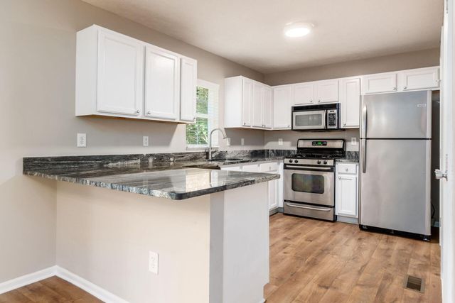 1129 Green Knoll Drive, Westerville, OH 43081