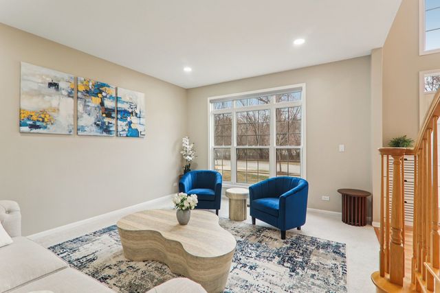 484 W Haleys Hill Court, Palatine, IL 60074