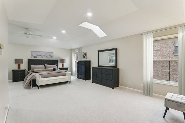 484 W Haleys Hill Court, Palatine, IL 60074