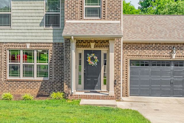 1004 Orchard Hills Dr, Clarksville, TN 37040