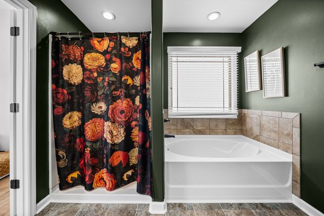 1004 Orchard Hills Dr, Clarksville, TN 37040