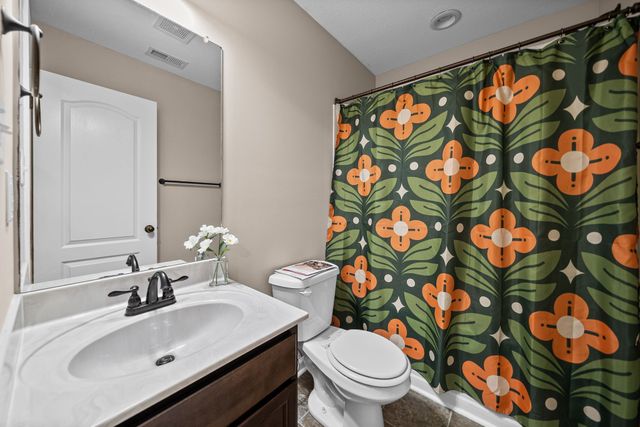 1004 Orchard Hills Dr, Clarksville, TN 37040