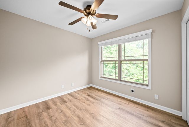 1004 Orchard Hills Dr, Clarksville, TN 37040