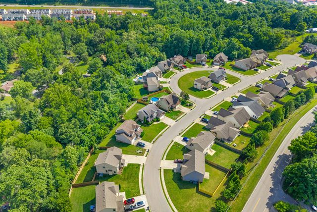 1004 Orchard Hills Dr, Clarksville, TN 37040