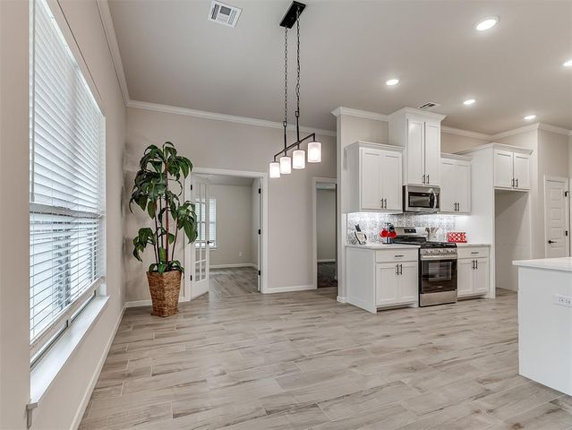 2904 Summit Hollow Circle, Norman, OK 73071
