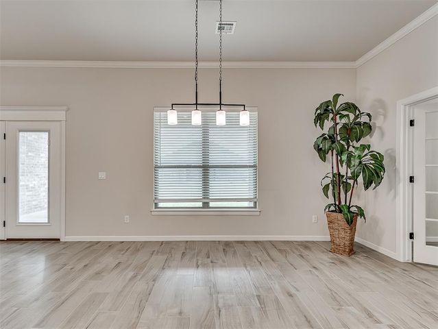 2904 Summit Hollow Circle, Norman, OK 73071