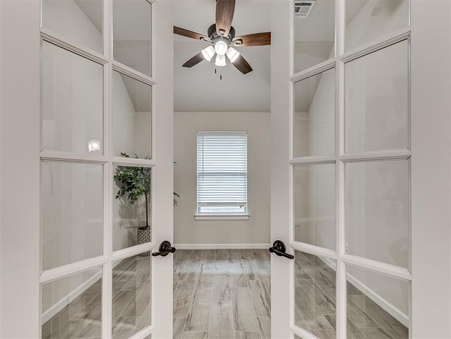 2904 Summit Hollow Circle, Norman, OK 73071