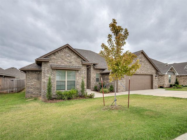2904 Summit Hollow Circle, Norman, OK 73071