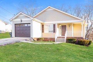 100 Dalya Ln, Columbia, TN 38401