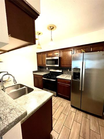 13143 Abalone Way, Houston, TX 77044