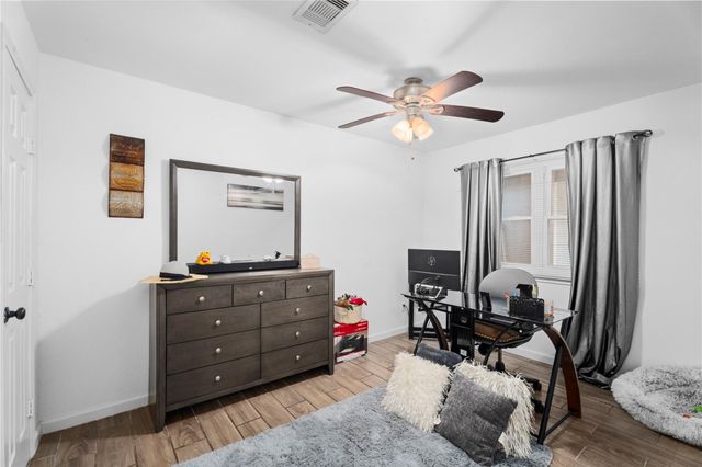 13143 Abalone Way, Houston, TX 77044