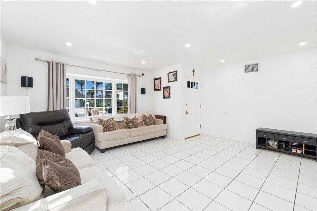 4331 Rafael, Irvine, CA 92604 — photo 4