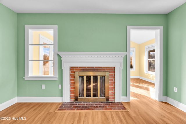 213 Mansfield Parkway, Morehead City, NC 28557