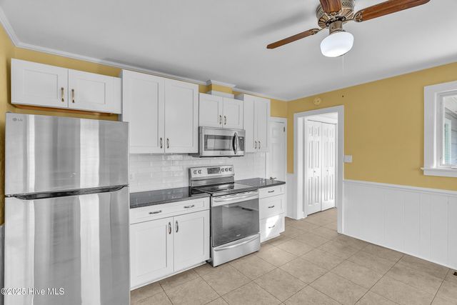 213 Mansfield Parkway, Morehead City, NC 28557