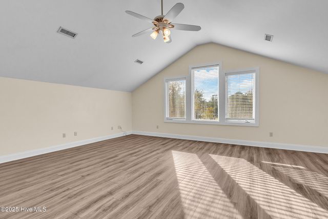 213 Mansfield Parkway, Morehead City, NC 28557