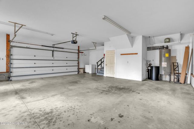 213 Mansfield Parkway, Morehead City, NC 28557