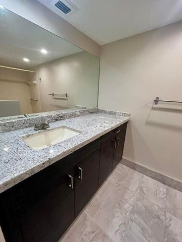 171 DEER CREEK Boulevard 705, Deerfield Beach, FL 33442
