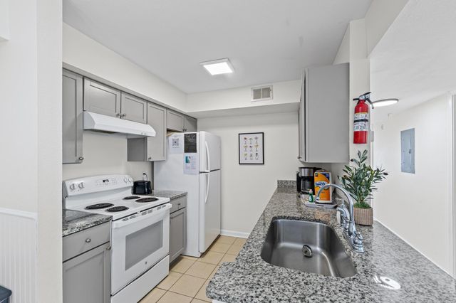 4090 Dancing Cloud Court UNIT 258, Destin, FL 32541