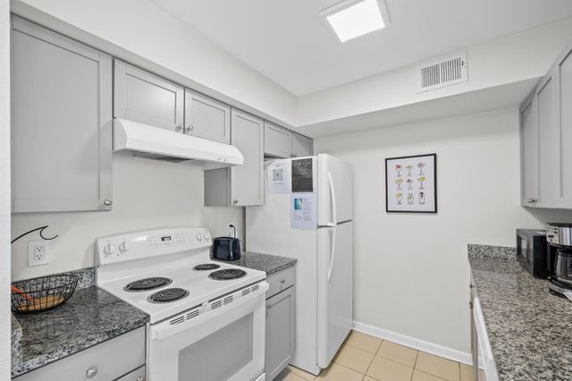 4090 Dancing Cloud Court UNIT 258, Destin, FL 32541