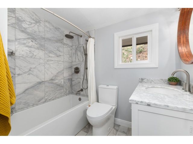 1060 Lee Hill Dr, Boulder, CO 80302