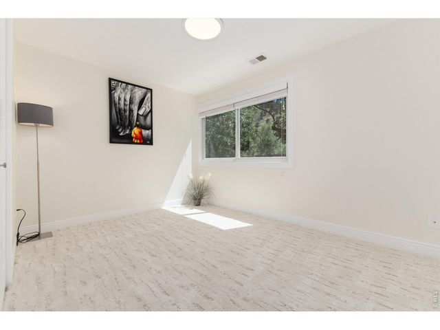 1060 Lee Hill Dr, Boulder, CO 80302