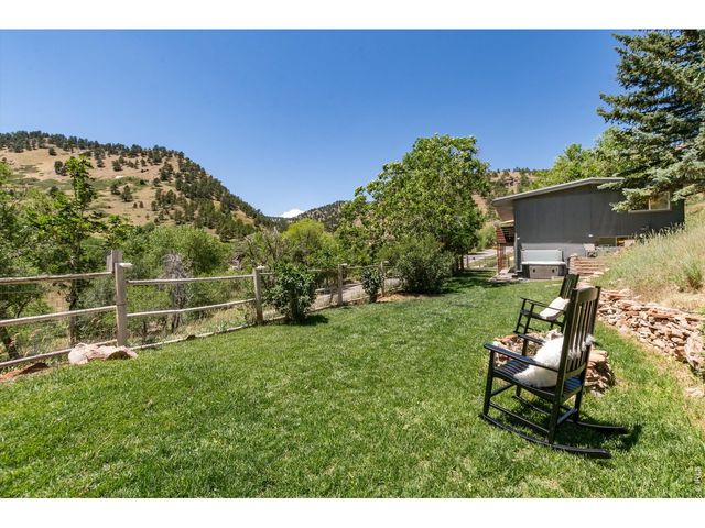 1060 Lee Hill Dr, Boulder, CO 80302