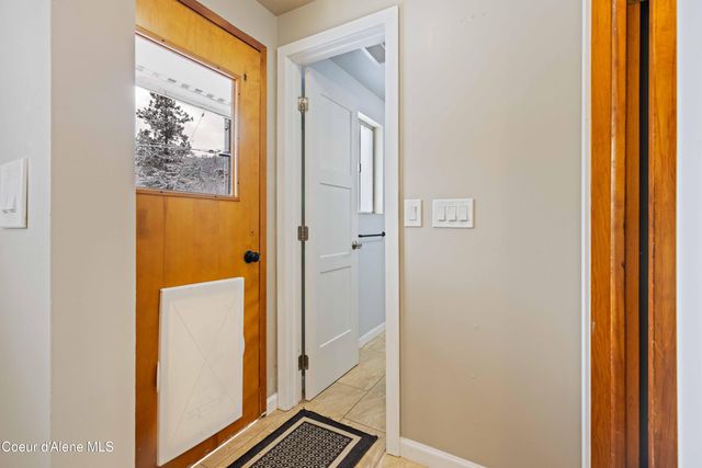 305 S 1st ST, Pinehurst, ID 83850