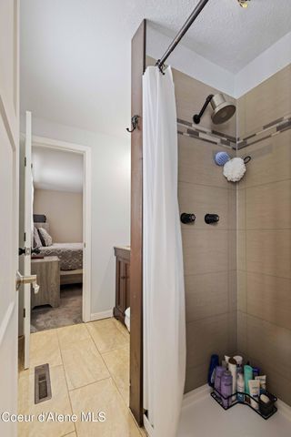 305 S 1st ST, Pinehurst, ID 83850